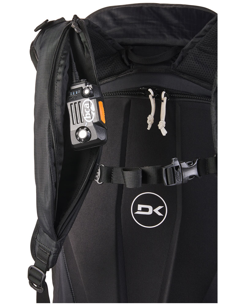 OUTLETタイムセール】DAKINE POACHER 40L バックパック BLK 【2023