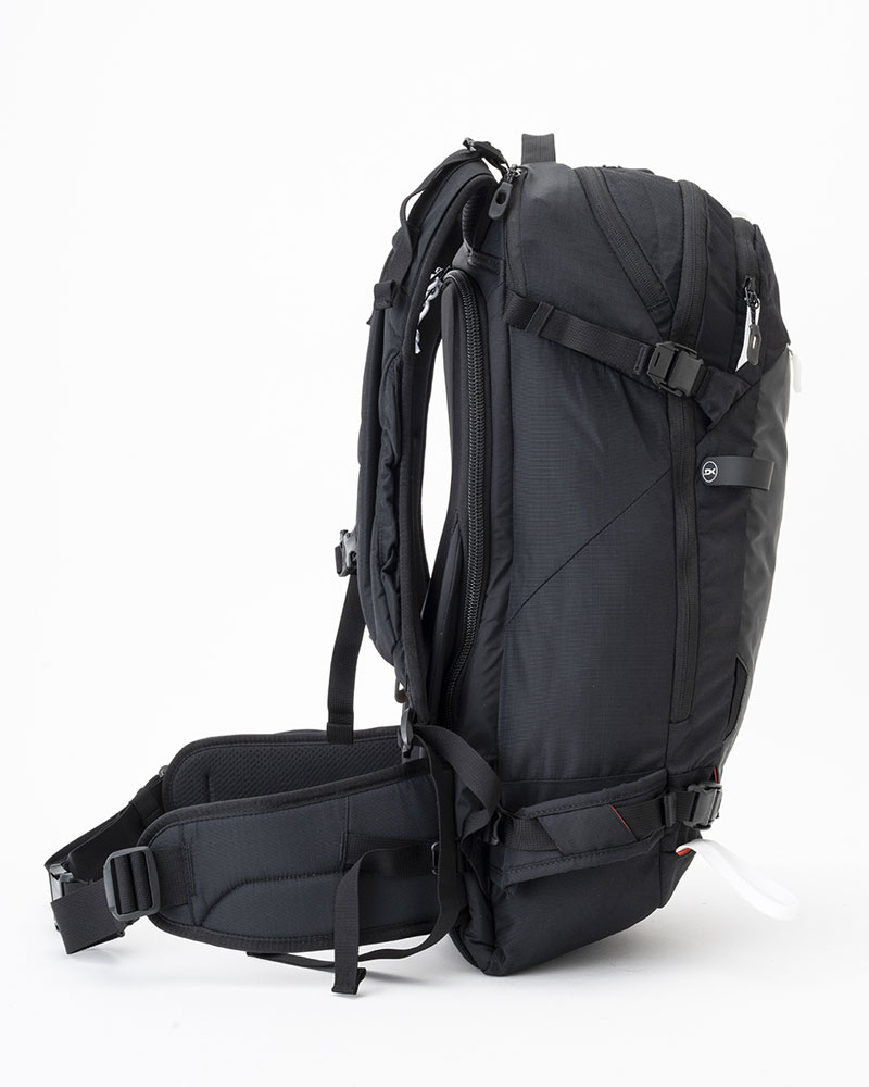 SALE】DAKINE POACHER 32L バックパック BLK 【2023/2024年冬モデル 